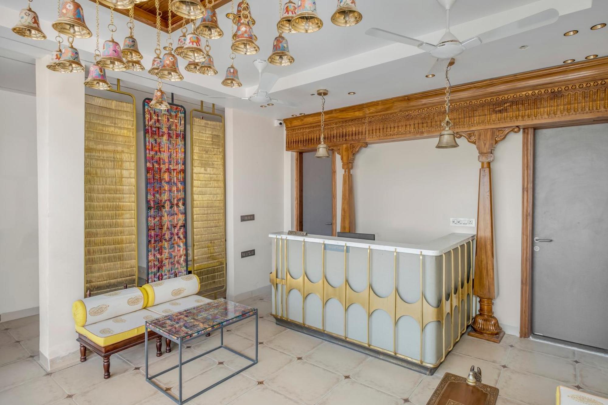 Отель Hari Om Residency 800 Meters From Ram Mandir Ayodhya Экстерьер фото